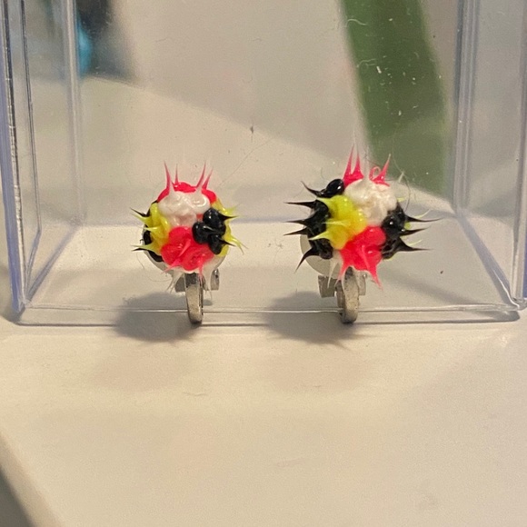 Cute Spike-Ball Clip ons Earrings - Picture 2 of 3